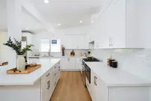 Kitchen & Dining 1